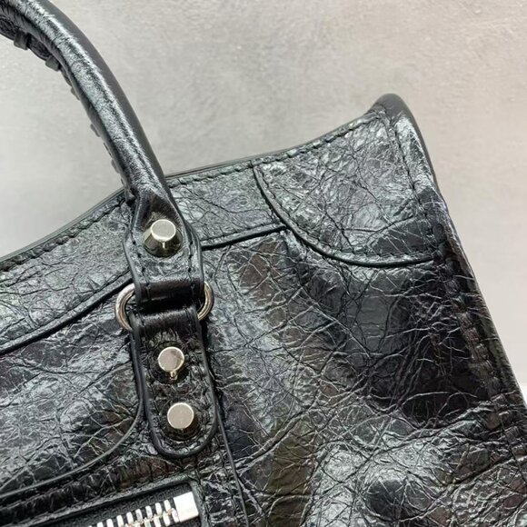 Balenciaga LE CITY MEDIUM BAG IN BLACK - Picture 5 of 7